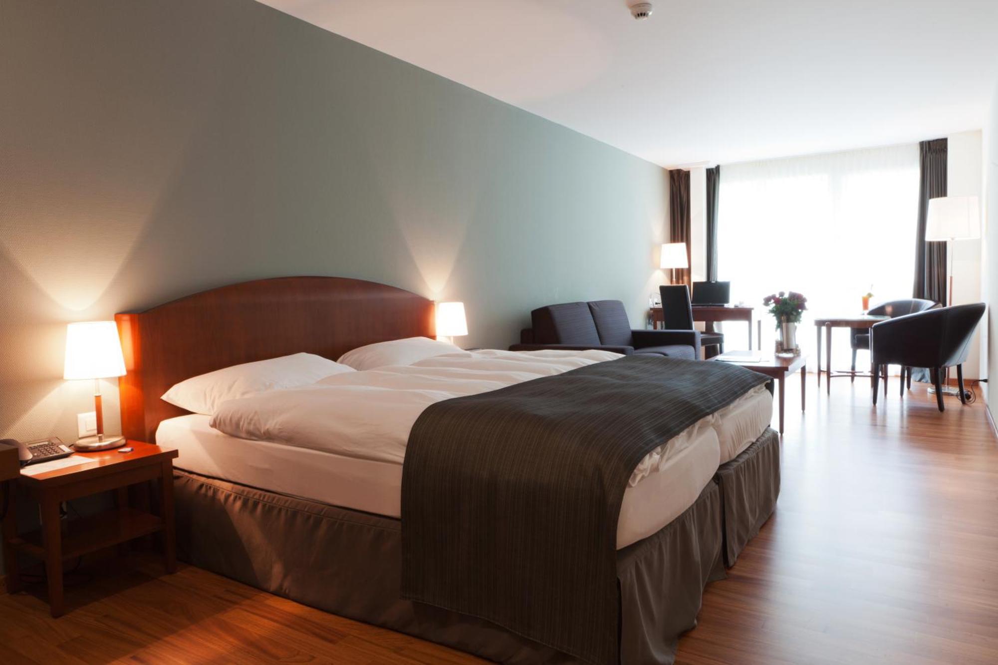 Hotel Rallye & Entrees Aux Bains De La Gruyere Bulle Bagian luar foto