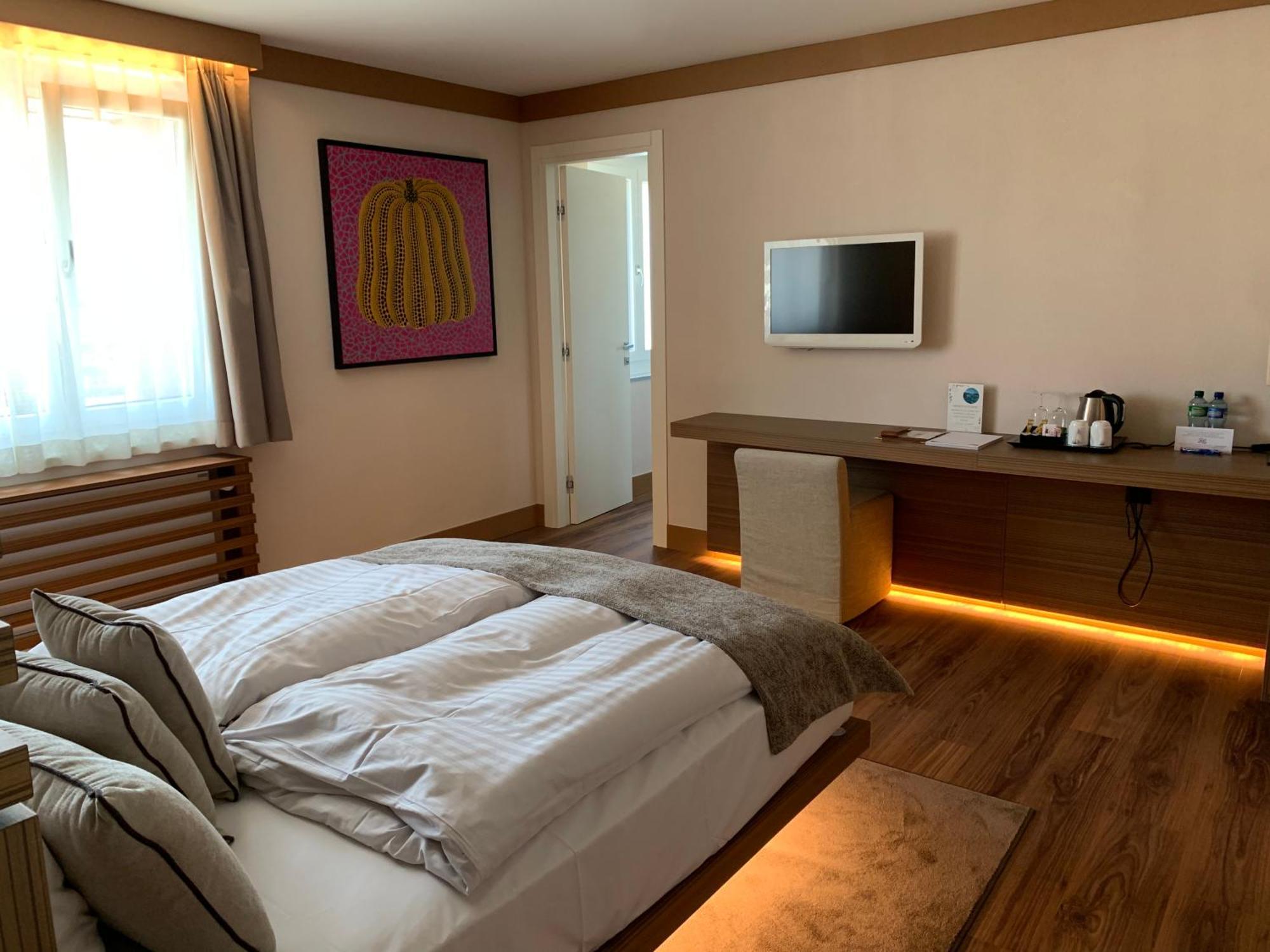 Hotel Rallye & Entrees Aux Bains De La Gruyere Bulle Bagian luar foto